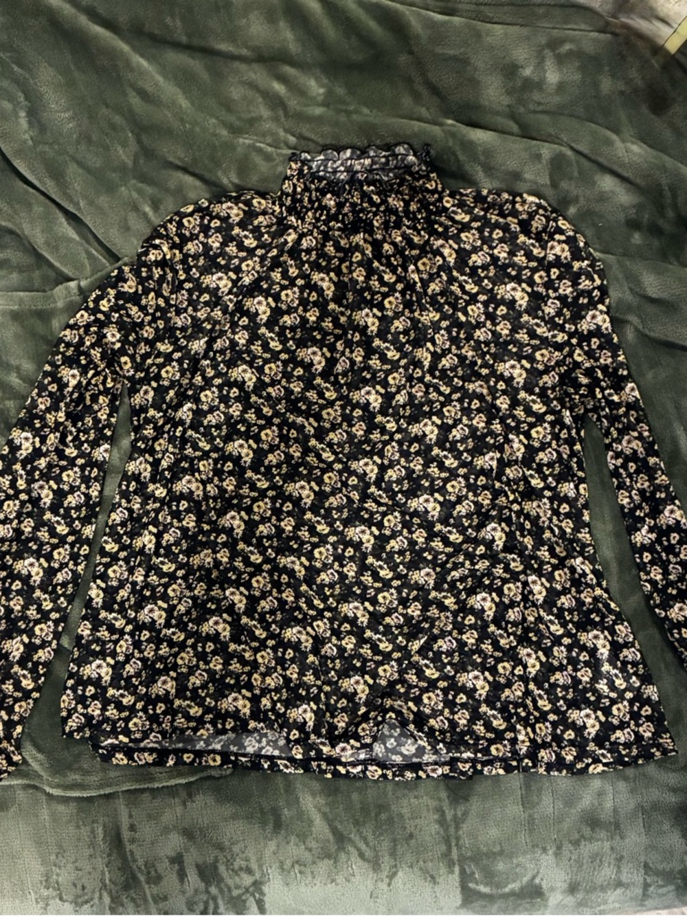 Black Floral High-Neck Long-Sleeve Women's Top